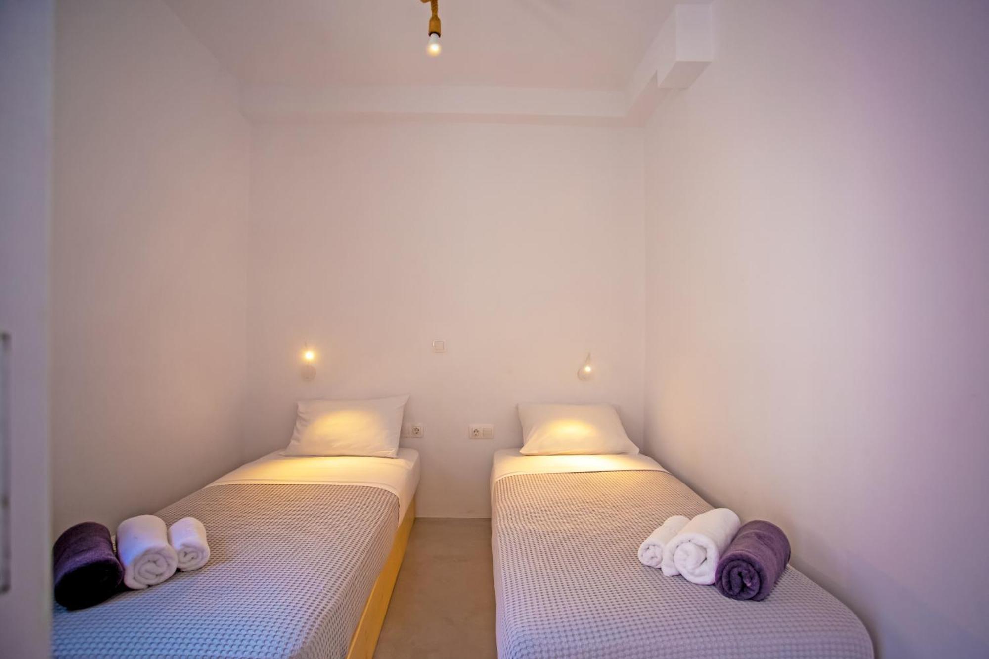 Terra White Seaview Pool Apartments & Suites Mykonos Town Extérieur photo